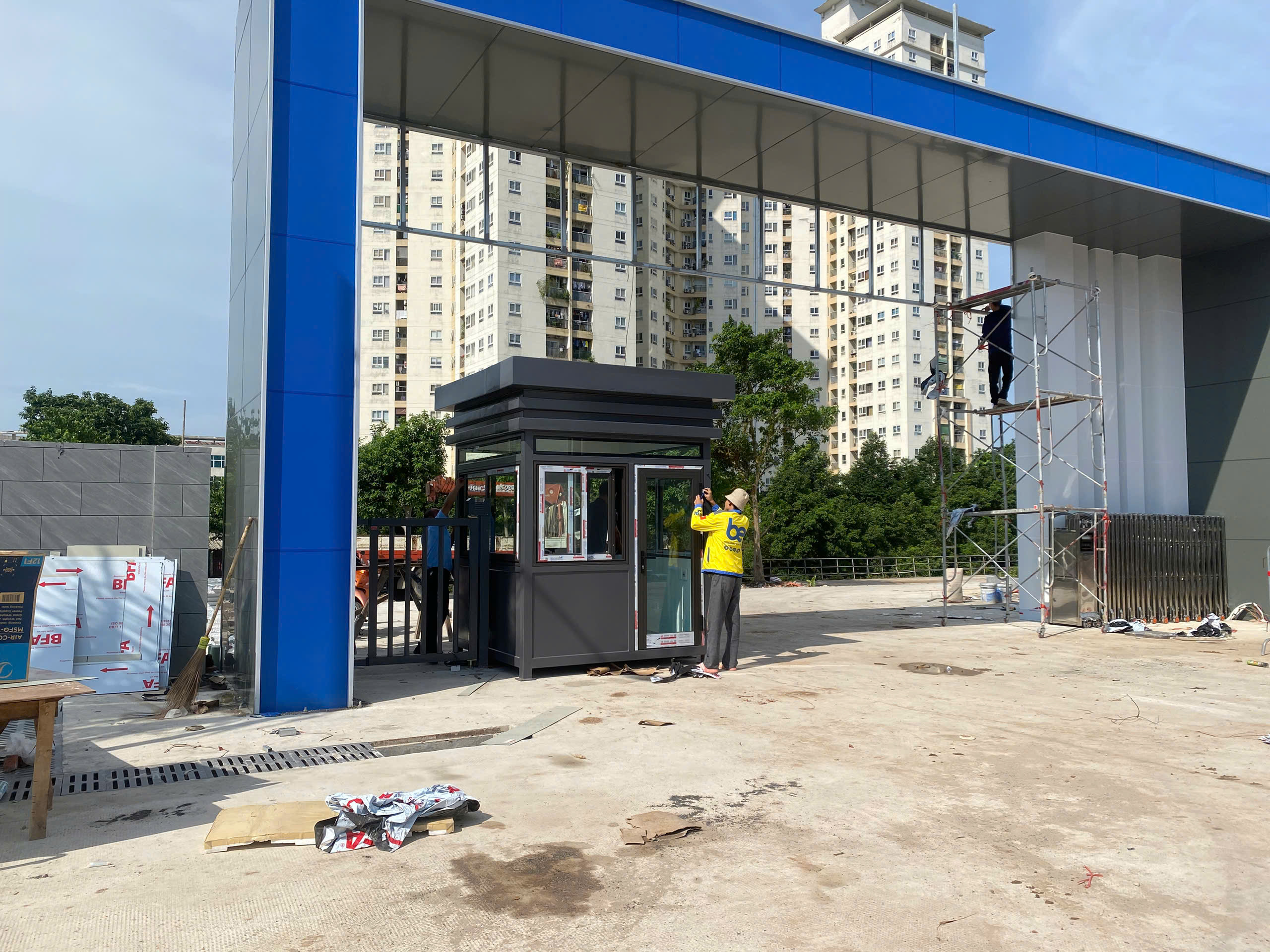 Chốt gác cổng bảo vệ